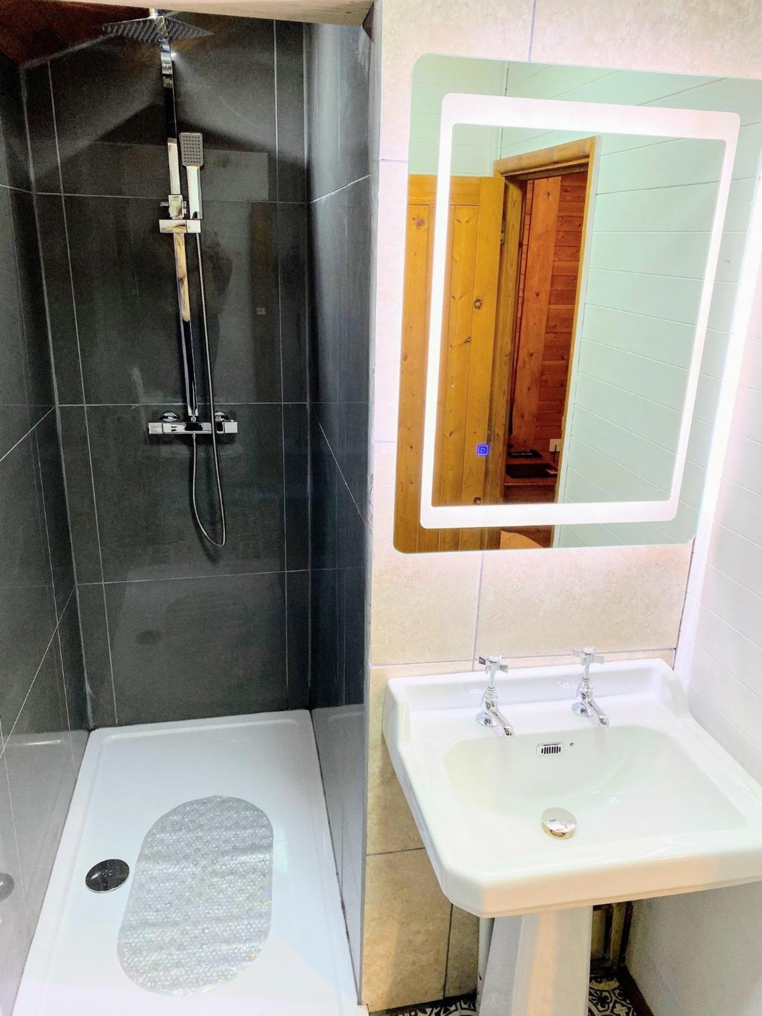 Otter 4 Hot Tub - Huntersmoon-Warminster-Bath-Salisbury别墅 外观 照片